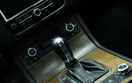 Volkswagen Touareg III, 2012 год, 1 970 000 рублей, 14 фотография