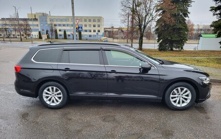 Volkswagen Passat B8 рестайлинг, 2019 год, 2 370 000 рублей, 12 фотография