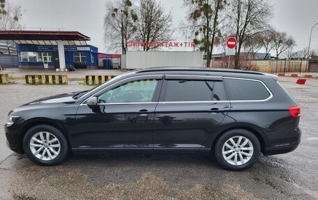 Volkswagen Passat B8 рестайлинг, 2019 год, 2 370 000 рублей, 16 фотография
