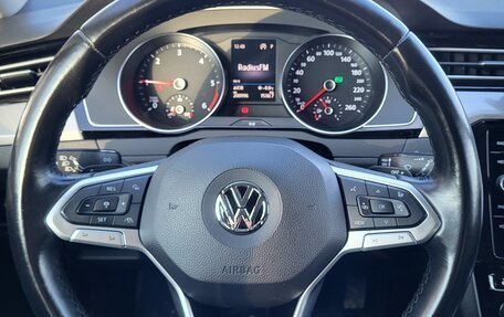 Volkswagen Passat B8 рестайлинг, 2019 год, 2 370 000 рублей, 22 фотография