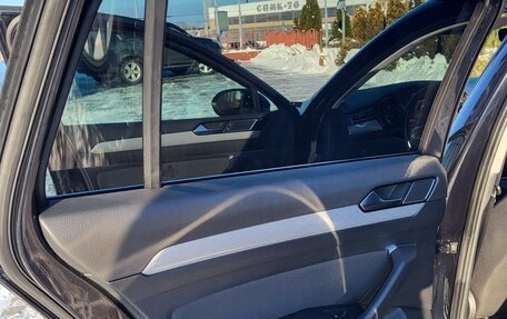 Volkswagen Passat B8 рестайлинг, 2019 год, 2 370 000 рублей, 26 фотография