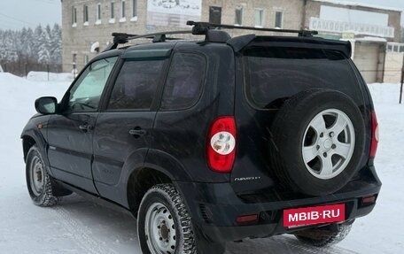 Chevrolet Niva I рестайлинг, 2009 год, 375 000 рублей, 5 фотография