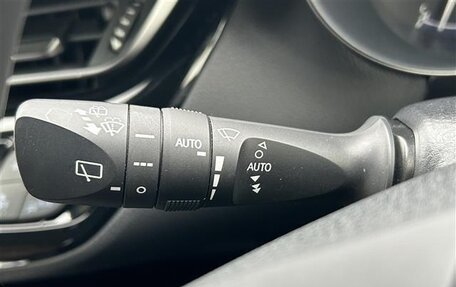 Toyota C-HR I рестайлинг, 2021 год, 1 678 000 рублей, 14 фотография