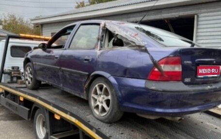 Opel Vectra B рестайлинг, 1996 год, 35 000 рублей, 1 фотография