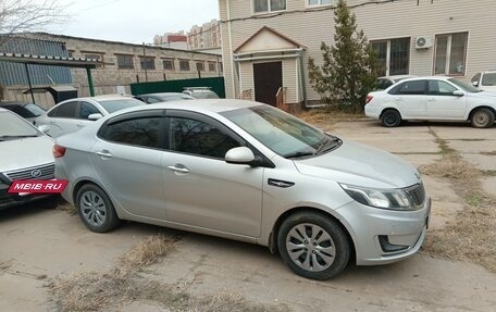 KIA Rio III рестайлинг, 2014 год, 700 000 рублей, 2 фотография