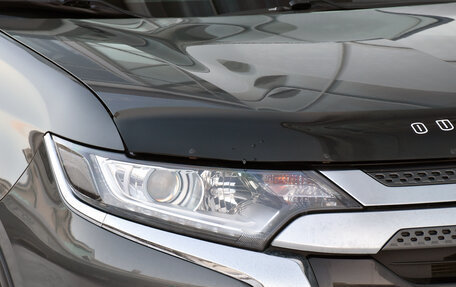 Mitsubishi Outlander III рестайлинг 3, 2019 год, 2 384 000 рублей, 6 фотография