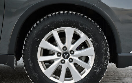 Mitsubishi Outlander III рестайлинг 3, 2019 год, 2 384 000 рублей, 9 фотография