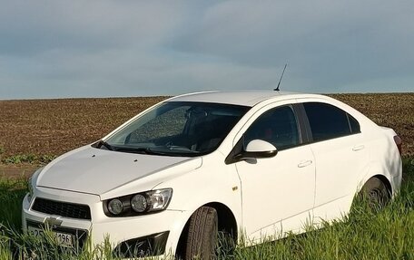 Chevrolet Aveo III, 2014 год, 870 000 рублей, 3 фотография