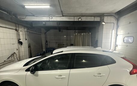 Volvo V40 Cross Country I, 2016 год, 1 790 000 рублей, 9 фотография