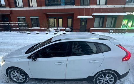 Volvo V40 Cross Country I, 2016 год, 1 790 000 рублей, 4 фотография