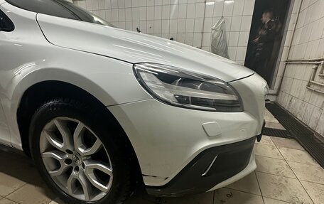 Volvo V40 Cross Country I, 2016 год, 1 790 000 рублей, 11 фотография