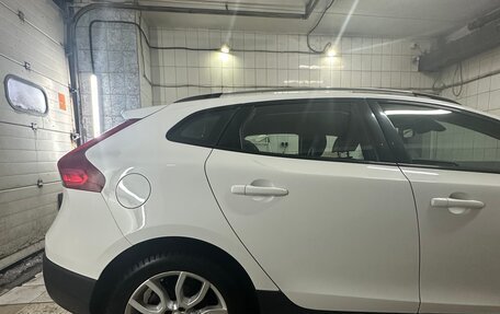 Volvo V40 Cross Country I, 2016 год, 1 790 000 рублей, 17 фотография