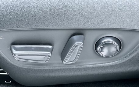 Toyota RAV4, 2025 год, 4 100 000 рублей, 15 фотография