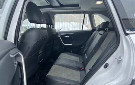 Toyota RAV4, 2025 год, 4 100 000 рублей, 17 фотография