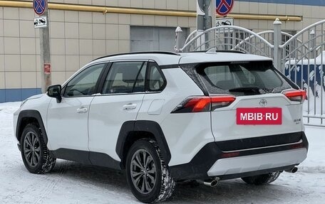 Toyota RAV4, 2025 год, 4 100 000 рублей, 7 фотография