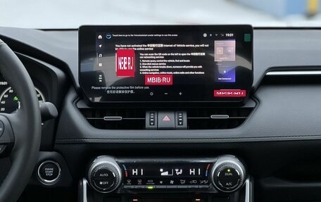 Toyota RAV4, 2025 год, 4 100 000 рублей, 26 фотография