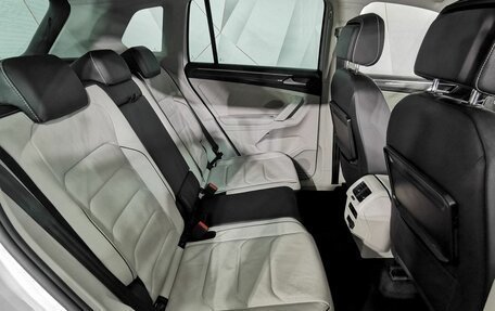 Volkswagen Tiguan II, 2017 год, 2 255 150 рублей, 12 фотография