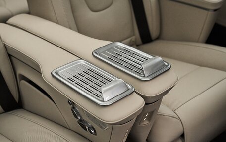 Mercedes-Benz V-Класс, 2025 год, 14 820 000 рублей, 31 фотография