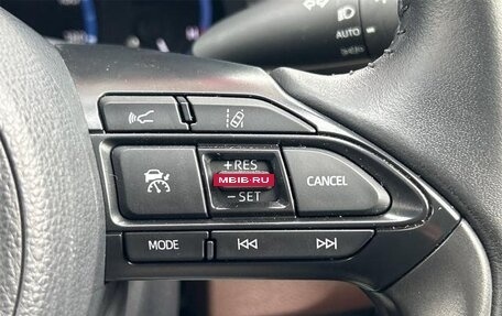 Toyota Yaris Cross, 2022 год, 1 560 000 рублей, 30 фотография