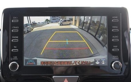 Toyota Yaris Cross, 2022 год, 1 470 000 рублей, 27 фотография