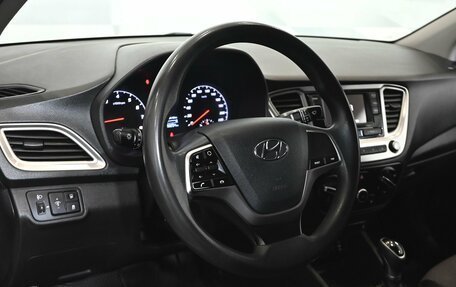 Hyundai Solaris II рестайлинг, 2021 год, 1 520 000 рублей, 14 фотография