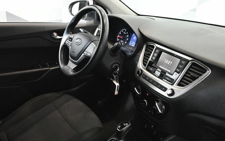 Hyundai Solaris II рестайлинг, 2021 год, 1 520 000 рублей, 13 фотография