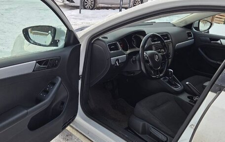 Volkswagen Jetta VI, 2017 год, 1 250 000 рублей, 6 фотография