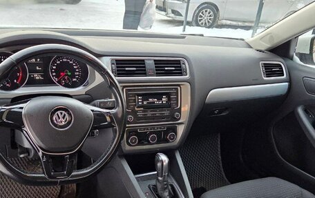 Volkswagen Jetta VI, 2017 год, 1 250 000 рублей, 11 фотография