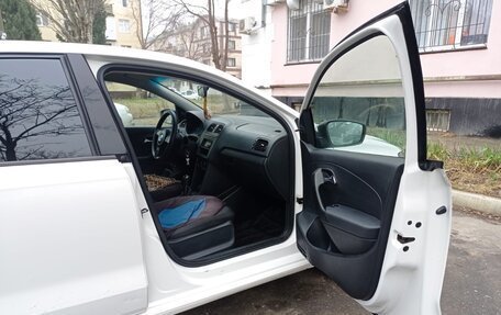 Volkswagen Polo VI (EU Market), 2012 год, 600 000 рублей, 9 фотография