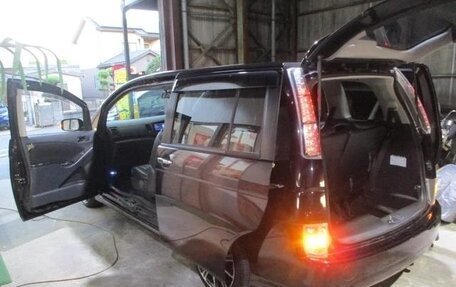 Toyota ISis I, 2012 год, 910 000 рублей, 3 фотография