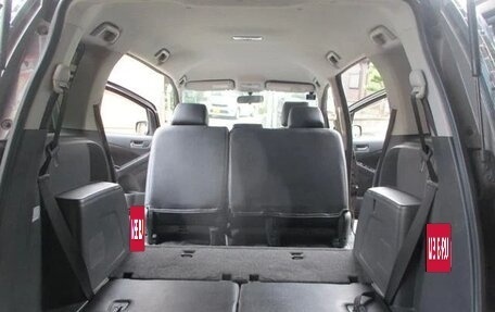 Toyota ISis I, 2012 год, 910 000 рублей, 6 фотография