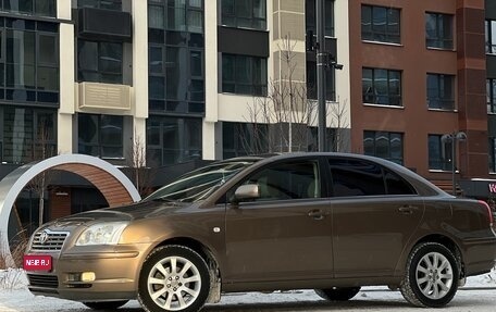 Toyota Avensis III рестайлинг, 2006 год, 870 000 рублей, 1 фотография