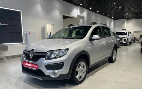 Renault Sandero II рестайлинг, 2018 год, 1 000 000 рублей, 1 фотография