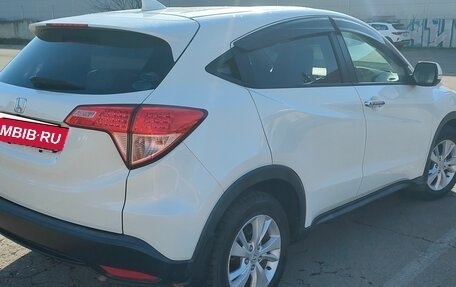 Honda Vezel, 2017 год, 1 860 000 рублей, 5 фотография