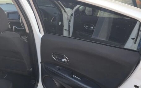 Honda Vezel, 2017 год, 1 860 000 рублей, 17 фотография