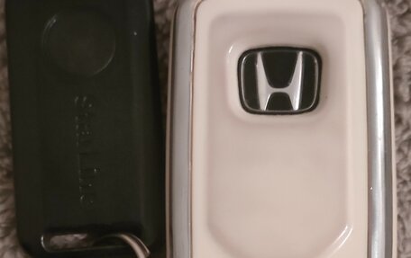 Honda Vezel, 2017 год, 1 860 000 рублей, 21 фотография