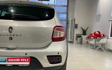 Renault Sandero II рестайлинг, 2018 год, 1 000 000 рублей, 8 фотография