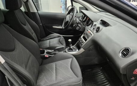 Peugeot 308 II, 2011 год, 446 000 рублей, 15 фотография