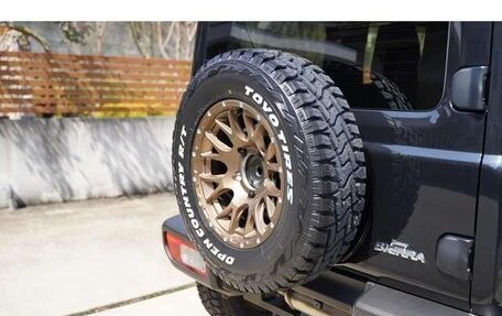 Suzuki Jimny, 2022 год, 1 900 000 рублей, 16 фотография