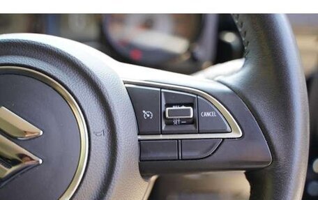 Suzuki Jimny, 2022 год, 1 900 000 рублей, 22 фотография