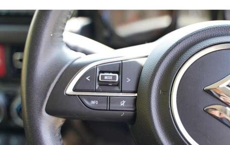 Suzuki Jimny, 2022 год, 1 900 000 рублей, 21 фотография