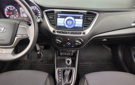 Hyundai Solaris II рестайлинг, 2017 год, 1 149 000 рублей, 8 фотография