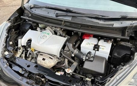 Toyota Sienta II, 2022 год, 1 310 000 рублей, 8 фотография