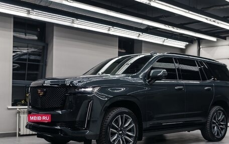 Cadillac Escalade V, 2022 год, 11 900 000 рублей, 2 фотография