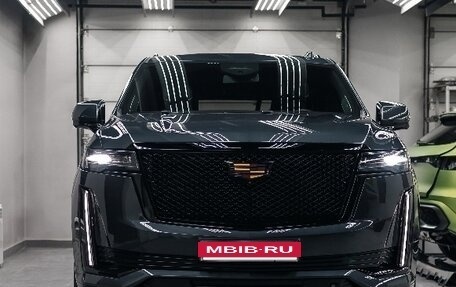 Cadillac Escalade V, 2022 год, 11 900 000 рублей, 3 фотография
