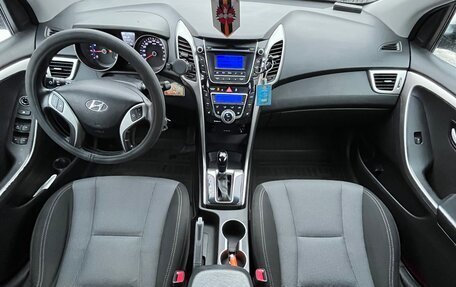 Hyundai i30 II рестайлинг, 2013 год, 1 050 000 рублей, 10 фотография