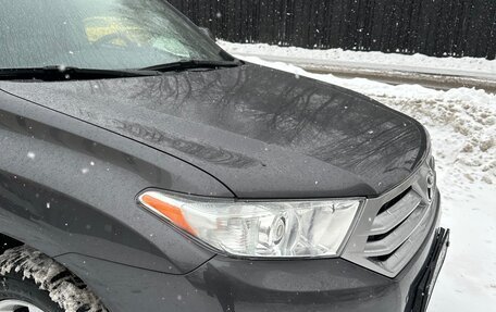 Toyota Highlander III, 2013 год, 3 650 000 рублей, 3 фотография