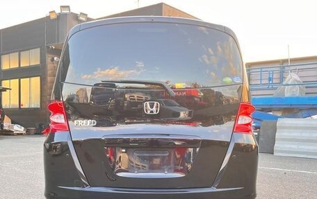 Honda Freed I, 2012 год, 815 000 рублей, 4 фотография