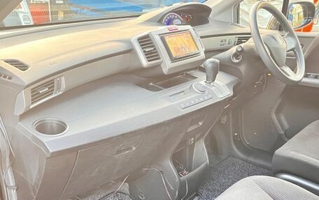 Honda Freed I, 2012 год, 815 000 рублей, 11 фотография