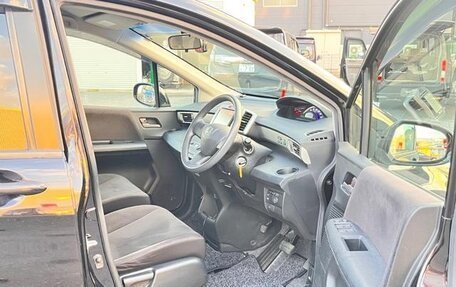Honda Freed I, 2012 год, 815 000 рублей, 28 фотография